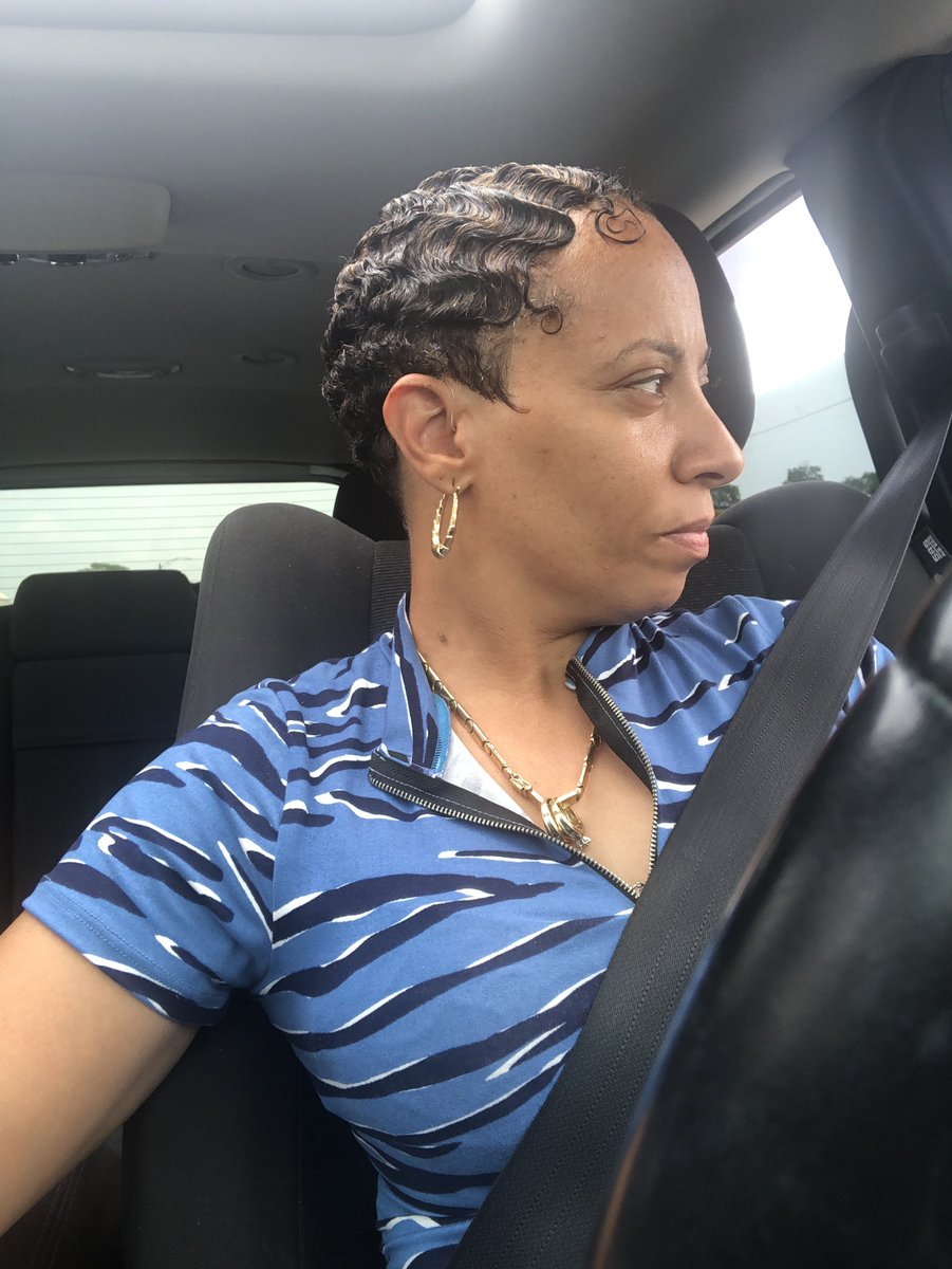 Kelly Winfrey (TheMassageDiva1) Twitter