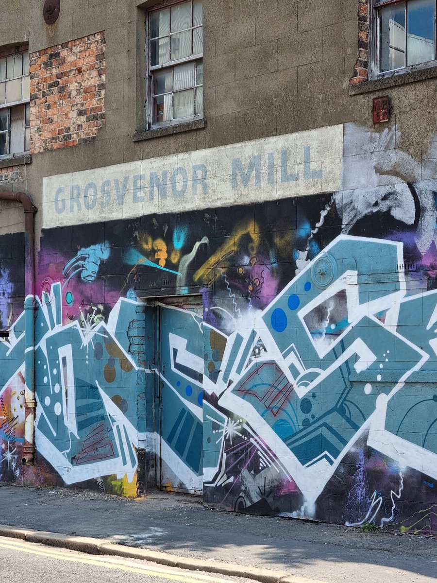Jonestheregen's tweet photo. Hull England Street Art https://t.co/32zr1elAQF