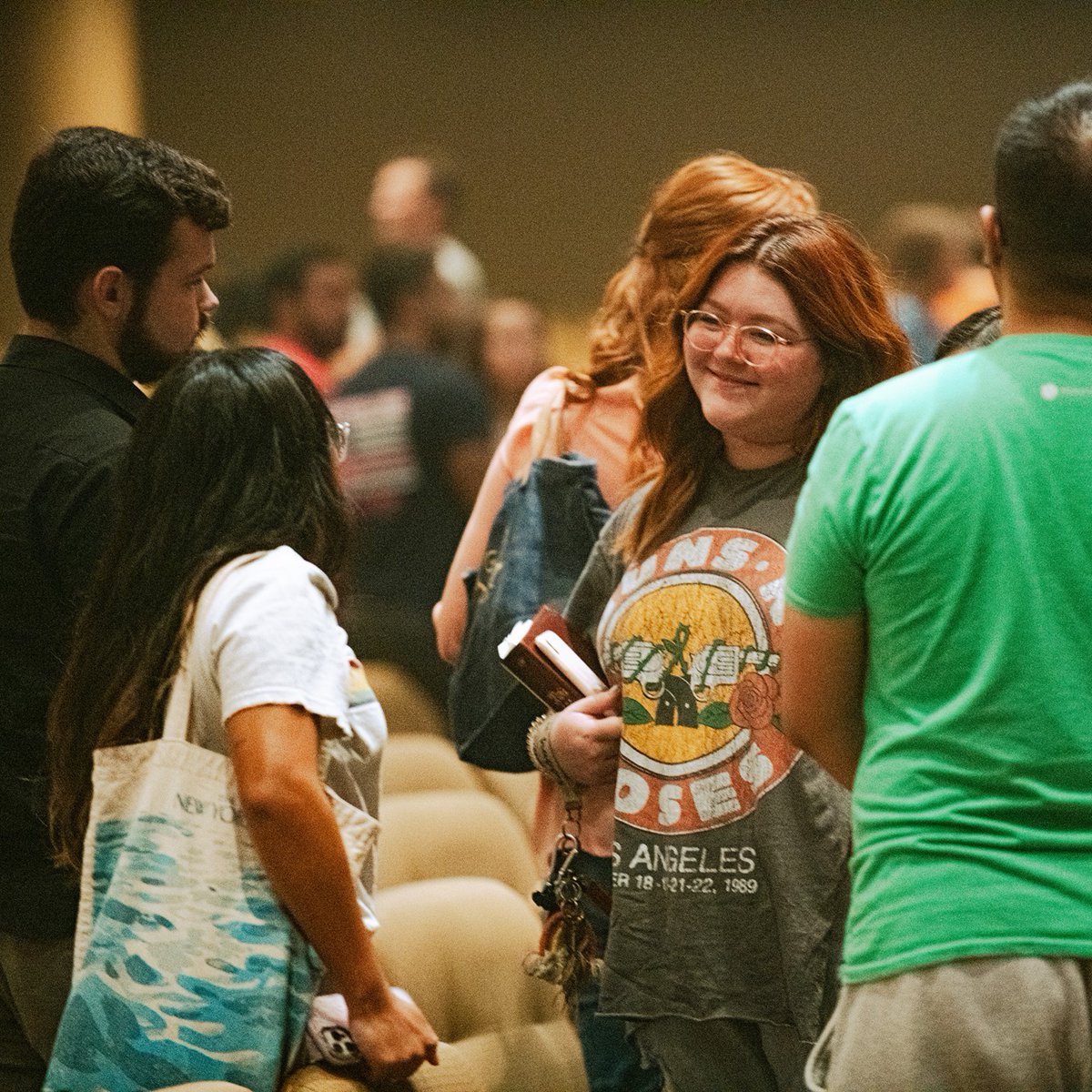 MetroHTX's tweet photo. ICYMI: There has never been nor will there ever be a community quite like we have in Christ. What does it look like for you to be in a God-centered community?

#GlowUp #TheGlowUp #Houston #Singles #HTX #SingleLife #Bible #Jesus #JesusChrist #HoustonTX #Htown #HOU #ThePorchHTX https://t.co/XYJnPDrmjY