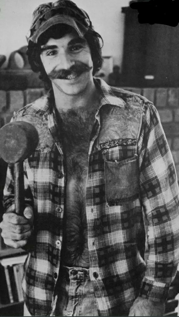 Happy Birthday to master Porn thespian, Sir Harry Reems! He could untangle any Tingle. RIP 