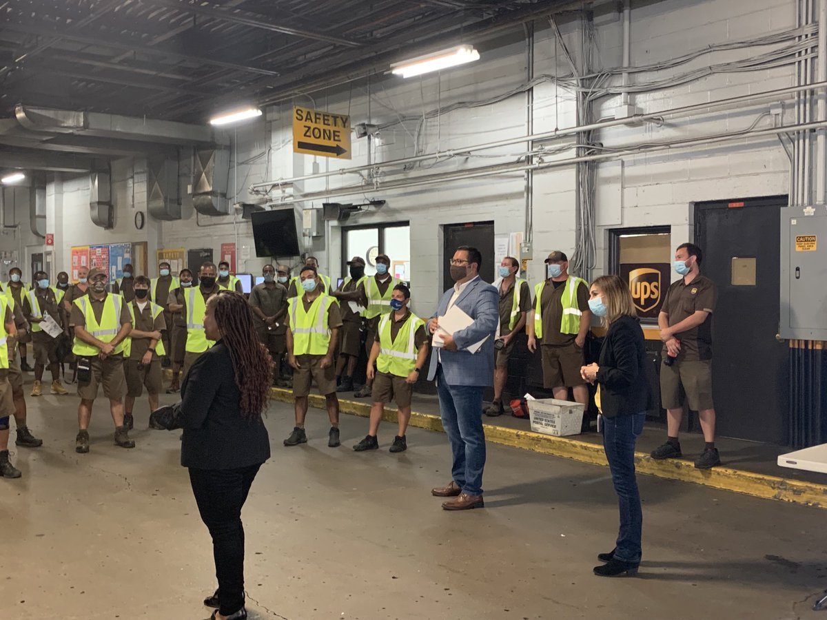 RyanMervyn's tweet image. Happy Founders Day! What a Great Way to celebrate 114 Years with this outstanding organization. Milestones celebrated, looking back and laying out a path for the next hundred years with the executive team!⁦@carie_monroe⁩ ⁦@UPSTrayceParker⁩ ⁦@EastUPSers⁩ ⁦