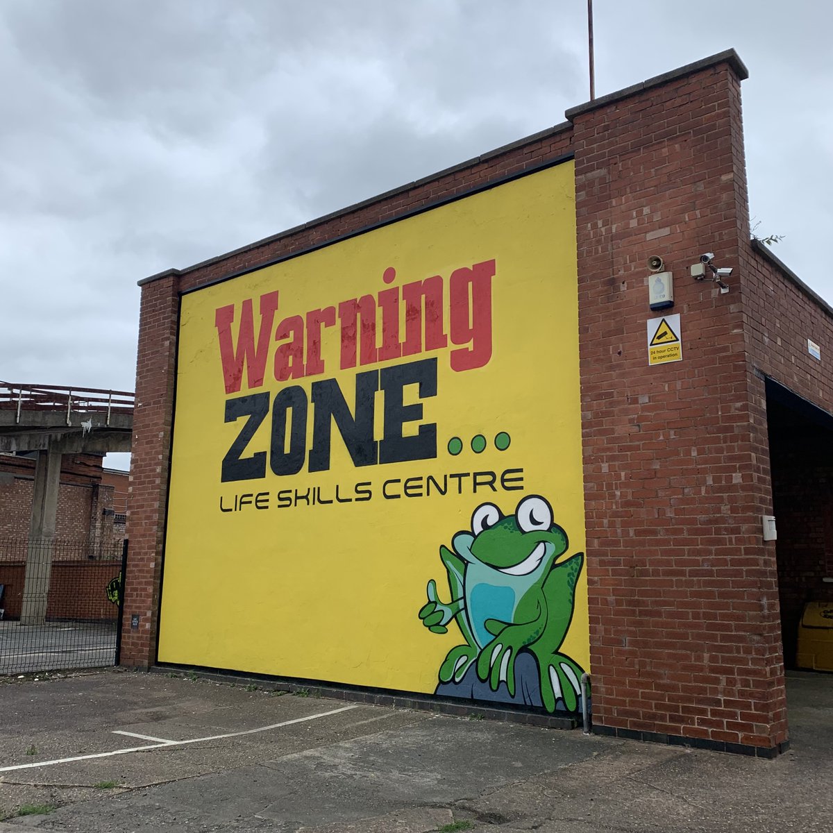 Warning Zone tweet media