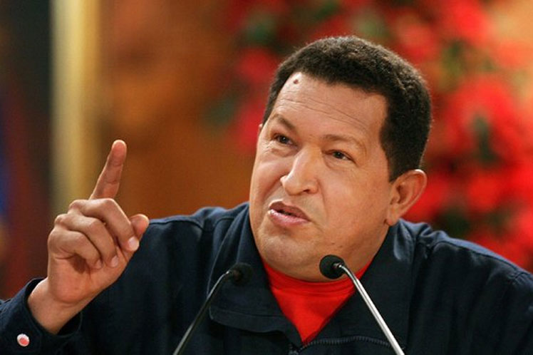 #ChávezCorazónDelPueblo por siempre.
<a href="/TrinidadSWR/">WILFREDO TRINIDAD S.</a>
<a href="/avelinosalazar7/">Andrés García 💛 ♿ 💙 ♿ ❤</a>
<a href="/YerrisRY/">Yerris Romero Yriarte ®©</a>
<a href="/Oriana_Candanga/">Oriana_XXI</a>
<a href="/FosforitoTropa/">#TROPA #ONCA</a>
<a href="/IrwinAscanio/">Irwin Ascanio</a>
<a href="/Vallerca29/">Vallerlin Canelón😷</a>
<a href="/profegian3/">🔰Tu me Inspiras🔰🇻🇪</a>
<a href="/ave_avefenix/">♥️JUL❤️</a>
<a href="/reynalith1/">AngelesD</a>
<a href="/Andermary2/">Anderson J. Teran</a>
<a href="/Jade_XXI/">Jade Montenegro</a>
<a href="/Mariela90701605/">💞Mariela Del Carmen💞👠👠</a>