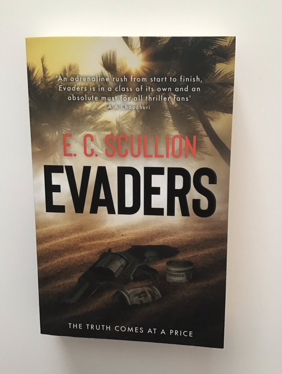 bookread2day's tweet image. #Evaders @ECScullion part 2 in the Tom Holt Trilogy is officially out now out in paperback! Published by @RedDoorBooks @bookread2day
