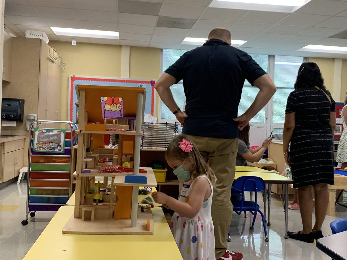Susan Milsk (@sm2567) on Twitter photo Early Childhood walk-through! Welcome to our youngest Sharks! #sheridanshines <a href="/LakeForestSD67/">Lake Forest School District 67</a> Early Childhood walk-through! Welcome to our youngest Sharks! #sheridanshines <a href="/LakeForestSD67/">Lake Forest School District 67</a>