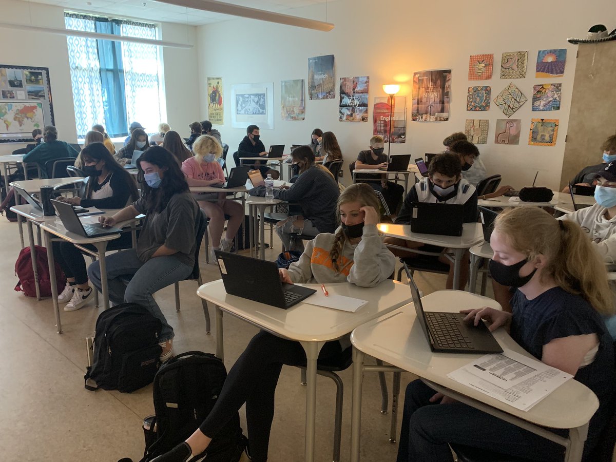 carmenscoggins's tweet photo. So this is happening right now! Class against class @PlayBlooket!! Spanish 1 kids battling it out! #wearewatauga @_savwilson_ https://t.co/qNad9qH2Cu