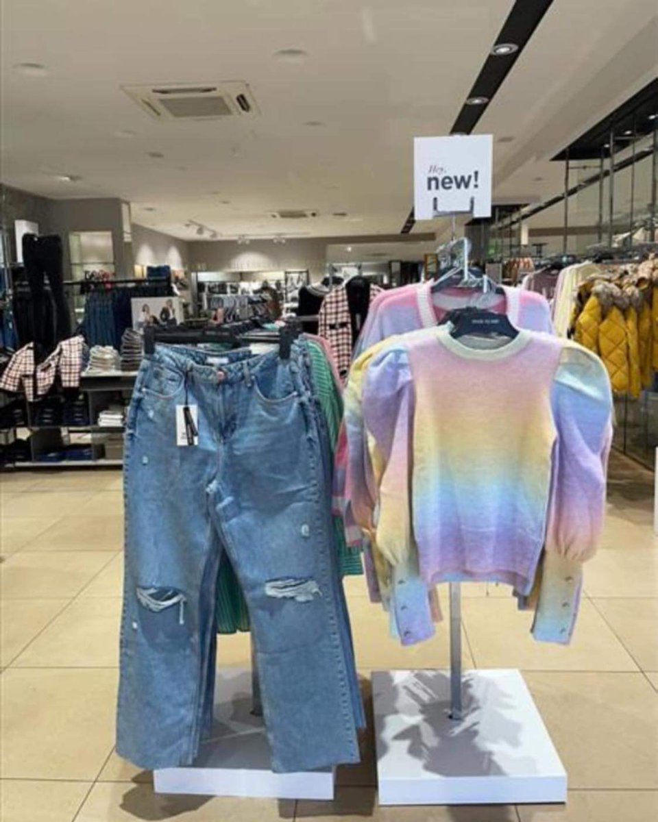 💜NEW ARRIVALS 💜 for the weekend 🙆‍♂️🙆‍♀️

A glimpse of what’s in store @riverisland 😎

💕 The SALE also continues all weekend with an extra 20% OFF until Monday! 😍

#riverislandsligo #ImWearingRi #riverislandquayside #riverislandsale