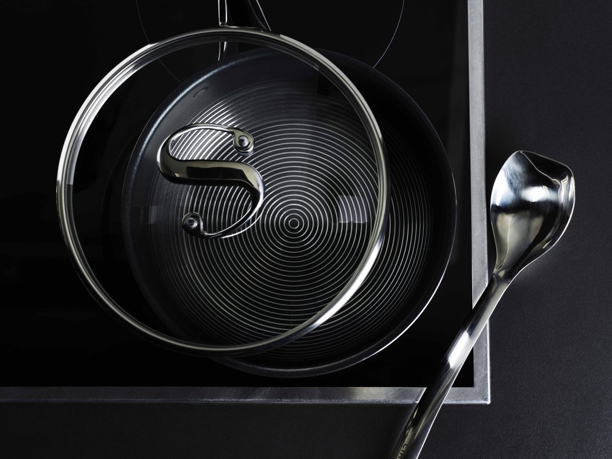 One of the most versatile pieces of cookware, investing in a Chef Pan is a great addition to any kitchen. 

Plus with SteelShield™ you can use metal utensils without the worry of scratches! 

bit.ly/2URCYBU