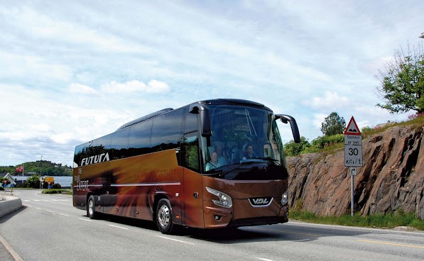VDL_BusCoach's tweet photo. In two weeks time the Coach Euro Test 2021 will take place in Bled, Slovenia. We have a long history of competing in the latest years with various Futura products, with as highlight winning the 2011 edition with our VDL Futura FHD2 (photo below). #CET21VDL #VDLBusCoach #VDLFutura https://t.co/5s2yAviHMn