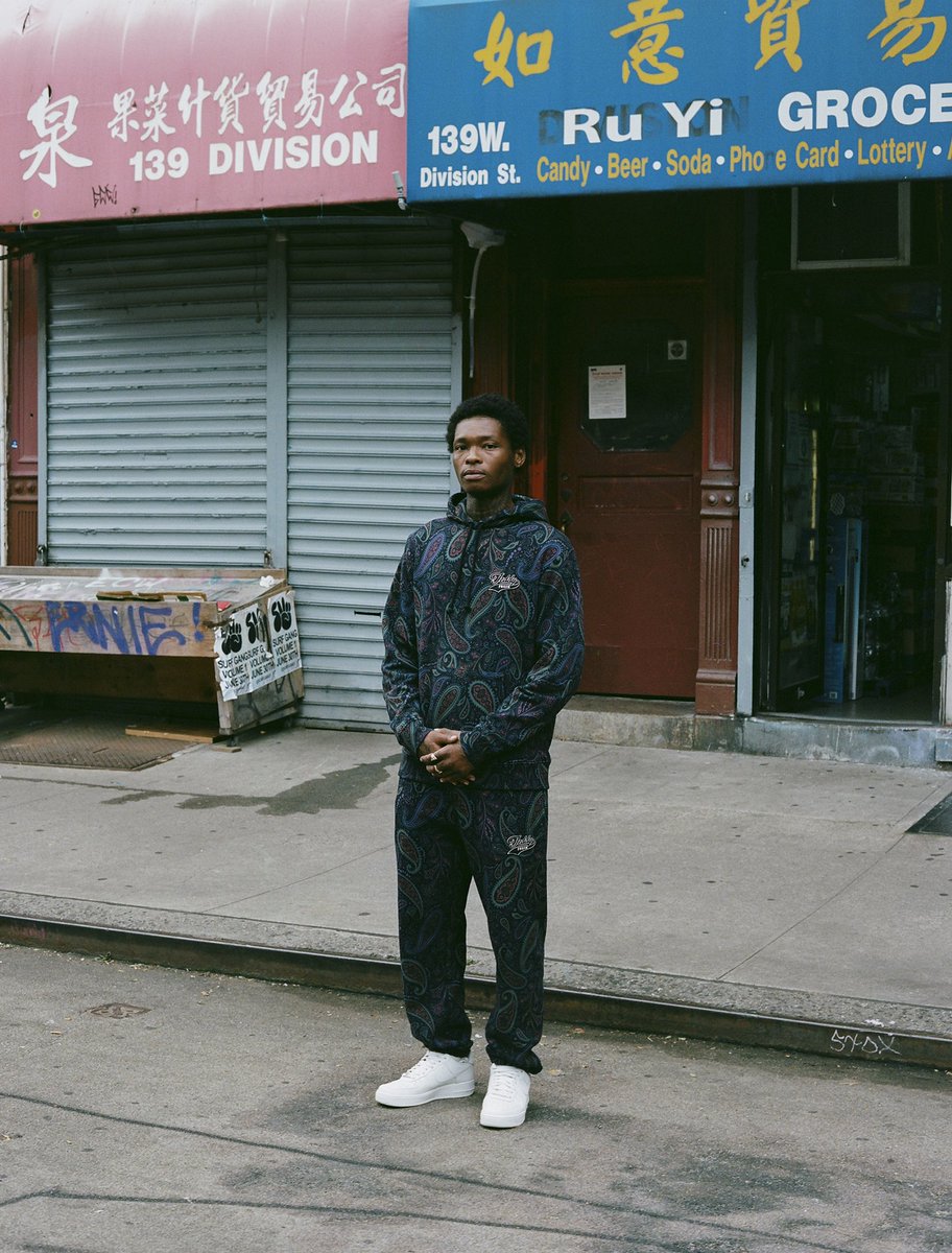 teddyfresh's tweet image. Teddy Fresh Paisley set available now