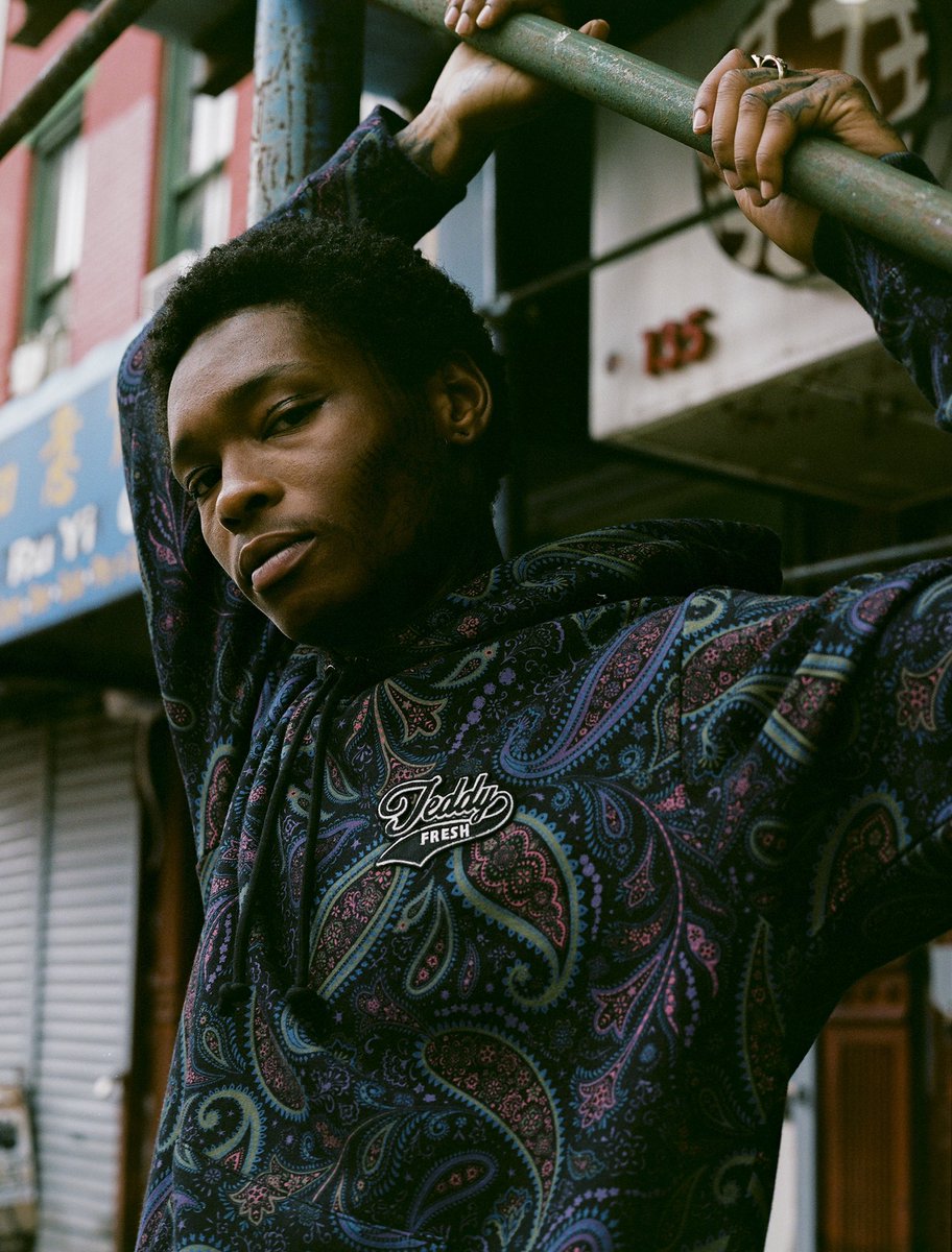 teddyfresh's tweet image. Teddy Fresh Paisley set available now