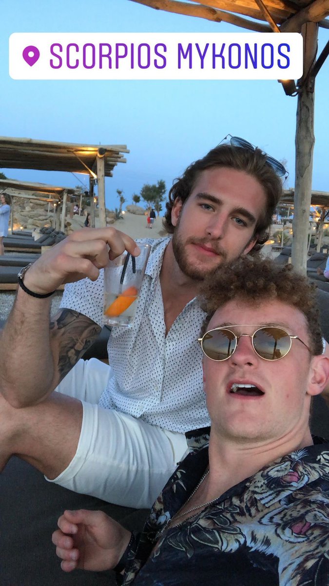 wincolumnCGY's tweet image. Jack Eichel and Noah Hanifin

Same agent? ✅
Best friends? ✅
Calgary Flames? 🤔