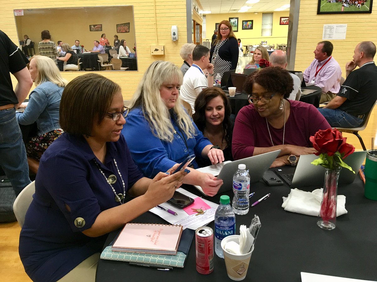 zybfm's tweet photo. @FSSchools admin officially kicked of the 2019-2020 school year with a tech challenge during the annual leadership team meeting. Individual projects required a little help from friends #FSPSToday #FSPSLeadersLearn https://t.co/WylIsneIFS