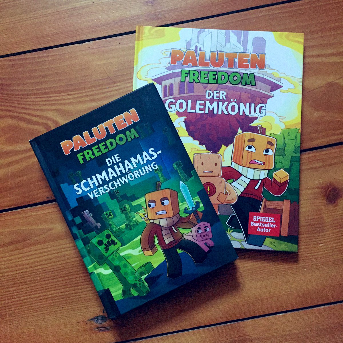 itsmetoasti's tweet photo. Hab mit heute mal ordentlich was gegönnt und werde jetzt erstmal lesen hihi
 @Paluten https://t.co/F3uPUpAJpm