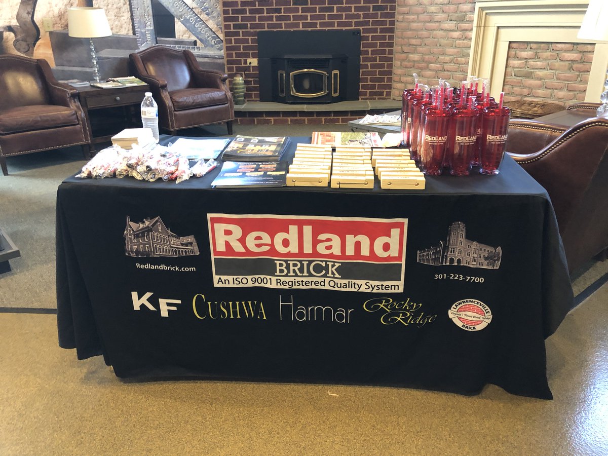 redlandbrickinc's tweet photo. Thank you, Frederick Brick Works, for inviting Redland Brick to Hot Dog Day! #Brick #Redlandbick https://t.co/Y6RQAS2Wwu