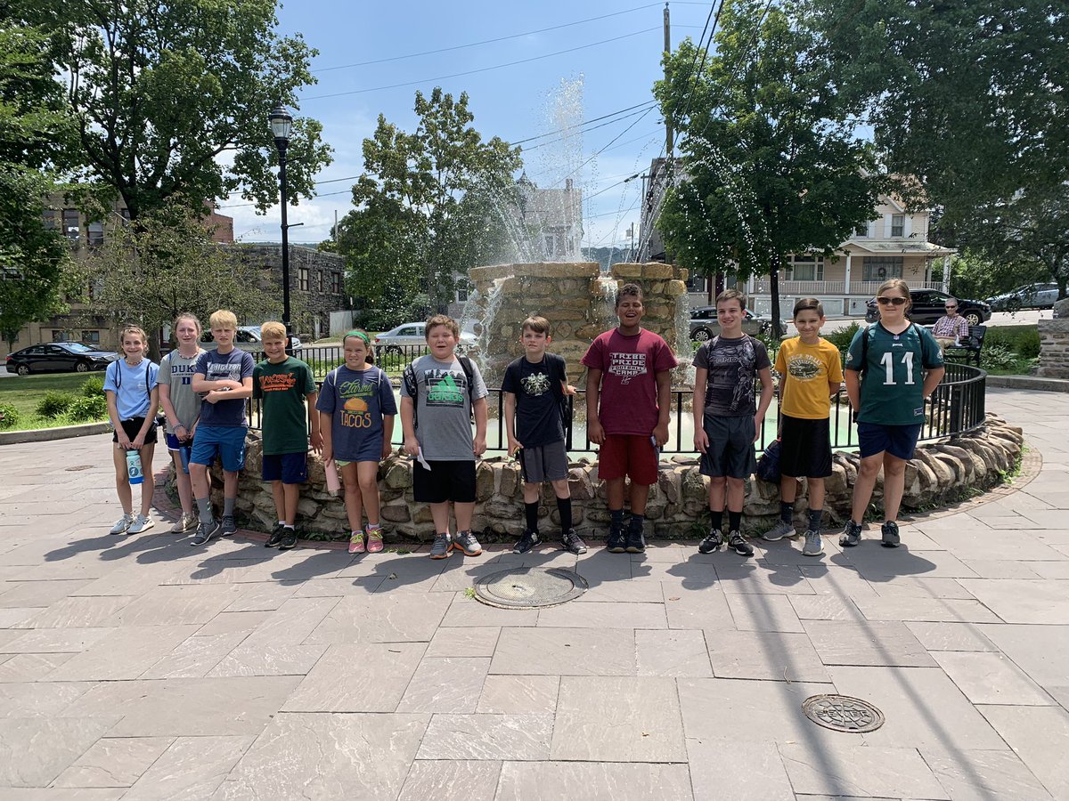 LAMSsummercamp's tweet image. Learned some rugby skills, practiced some cup stacking, played some fun games at Joker’s Are Wild game cafe and their favorite GaGaBall #unpluggedfun