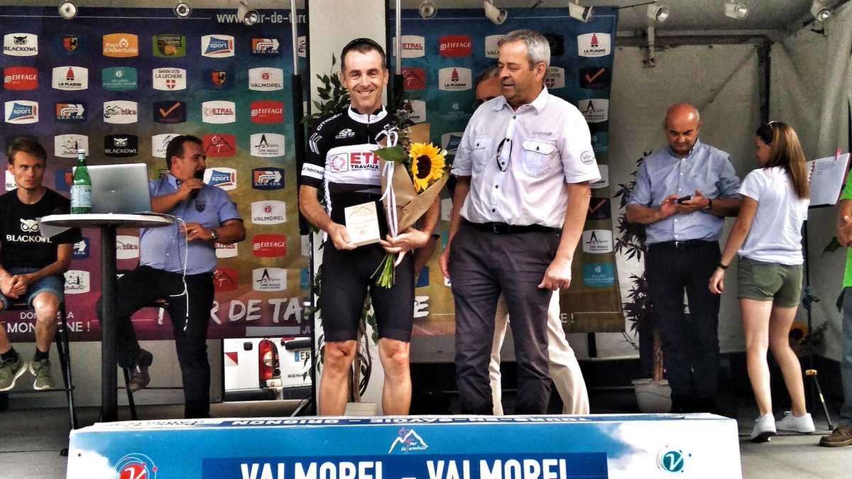 73UCC's tweet photo. VICTOIRE de Christian dans sa caté aujourd'hui, il prend le maillot de leader! Un maillot qu'on défendra demain sur la dernière étape du Tour de Tarentaise.
@73UCC @NicoLecoq14 @unbonpetit @BlackowlEvent #Tarentaise #cycling #cyclisme @FSGTofficiel https://t.co/wMM5io5eeH