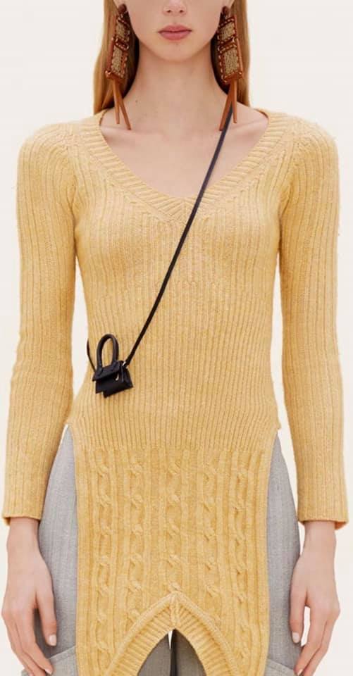 yourolly's tweet image. what could YOU keep in this?