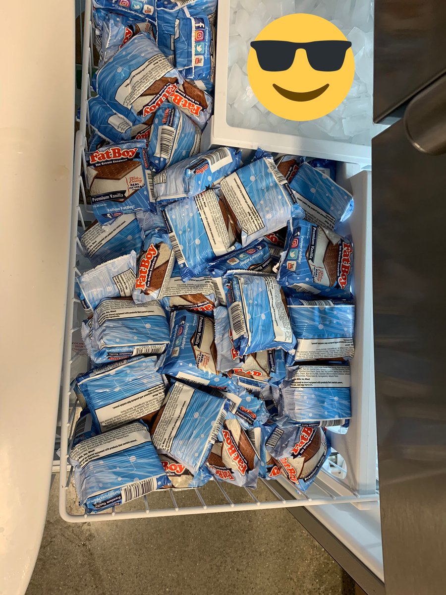 A full freezer at 0️⃣1️⃣4️⃣0️⃣ on #NationalIceCreamSandwichDay!! A great way to cool down some #OrangeBlooded associates.