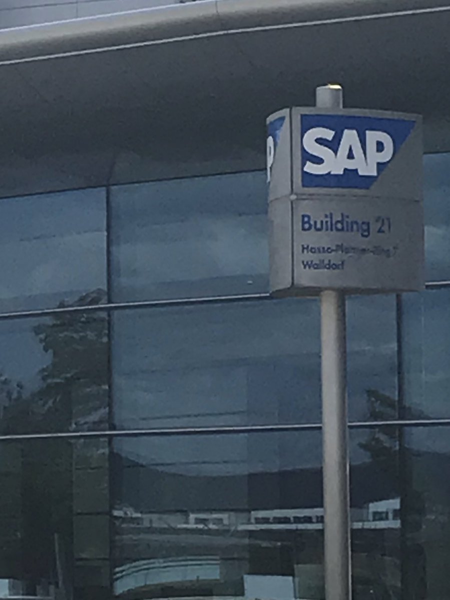 rsbacchus's tweet photo. Spent an awesome week with my SAP family in Walldorf 🇩🇪 learning all about new features in #S4HC, great times and great fun! #lifeatsap #presalesfun (in photos with me: Valerie Kempiners, Ann Sinclair, Jon Locke, Scotty Rolfs) https://t.co/gl0wZjy4Bm