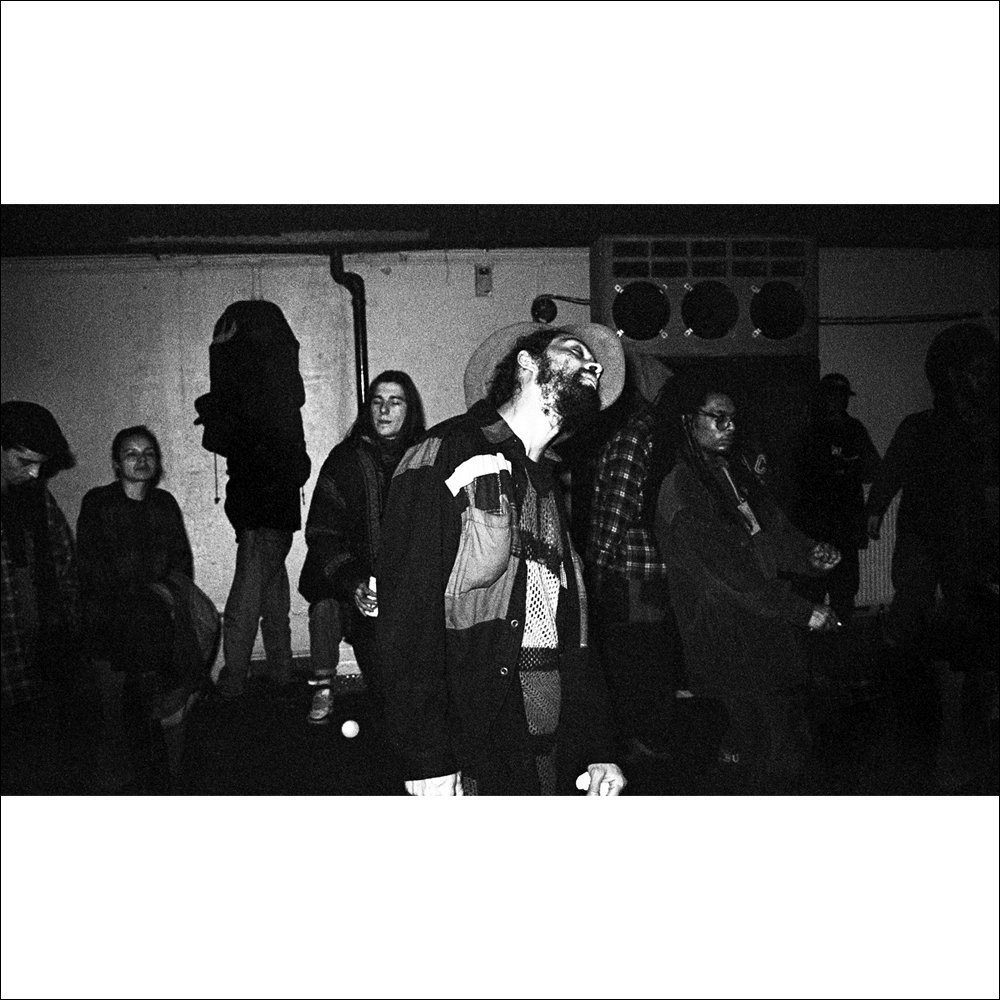 markalesky's tweet photo. Head over to https://t.co/ySyqd1H5yp my new book project, all pledged help to reach my goal and let this bird fly ! #abashantii #rootsreggae #soundsystemculture #photobook #britishculture #reggae #rootsmusic #dubmusic #soundsystem #rastafari https://t.co/DDuIEHLybz