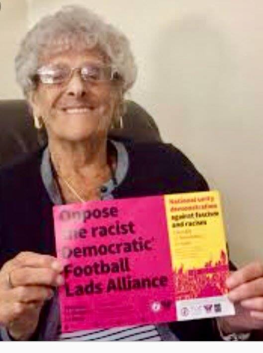 uaf's tweet photo. Inspiring words from Beatty Orwell, #CableSt anti fascist veteran on anti fascism & tomorrow's demo. https://t.co/aZOYaP0OmX @uaf @AntiRacismDay @RMTunion @LouiseRawAuthor https://t.co/eQ0pRwjXBo