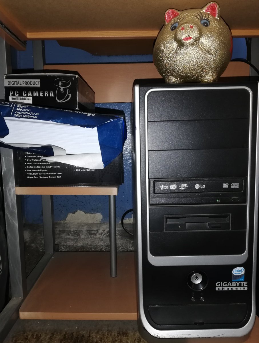 NishyWezSyd's tweet photo. @TechGirlZA @DellEMCZA @DellEMCZA The XPS13 truly packs a punch๐#DELL #TechGirl I'm limited by my tech, my current 2008 PC is a tower, it's so slow, any task takes hrs. Having the #XPSFactor๐ค๐ will allow me endless possibilities 4 online courses, gaming, multi tasking work & unwinding wid @NetflixSA https://t.co/t6mVKxDSav
