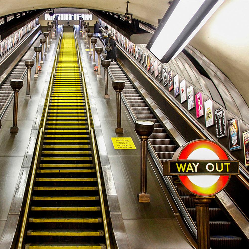 tovkensfl's tweet photo. It was on this day that the Tower Subway in London was opened in 1870, and Charles A. Wheeler obtained his #patent for “Elevator” issued by the #USPTO in 1892.
#ipcoster #thisday #OTD #thisdayinhistory #London #underground #tube #towersubway https://t.co/aWxnQ0PfZV