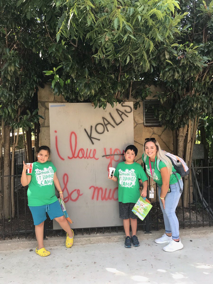 LT_MannyB's tweet photo. @NISDWanke @NISDLearningTre Had a great time at the @SanAntonioZoo! We learned about all different kinds of animals. https://t.co/h3Unw4o93l