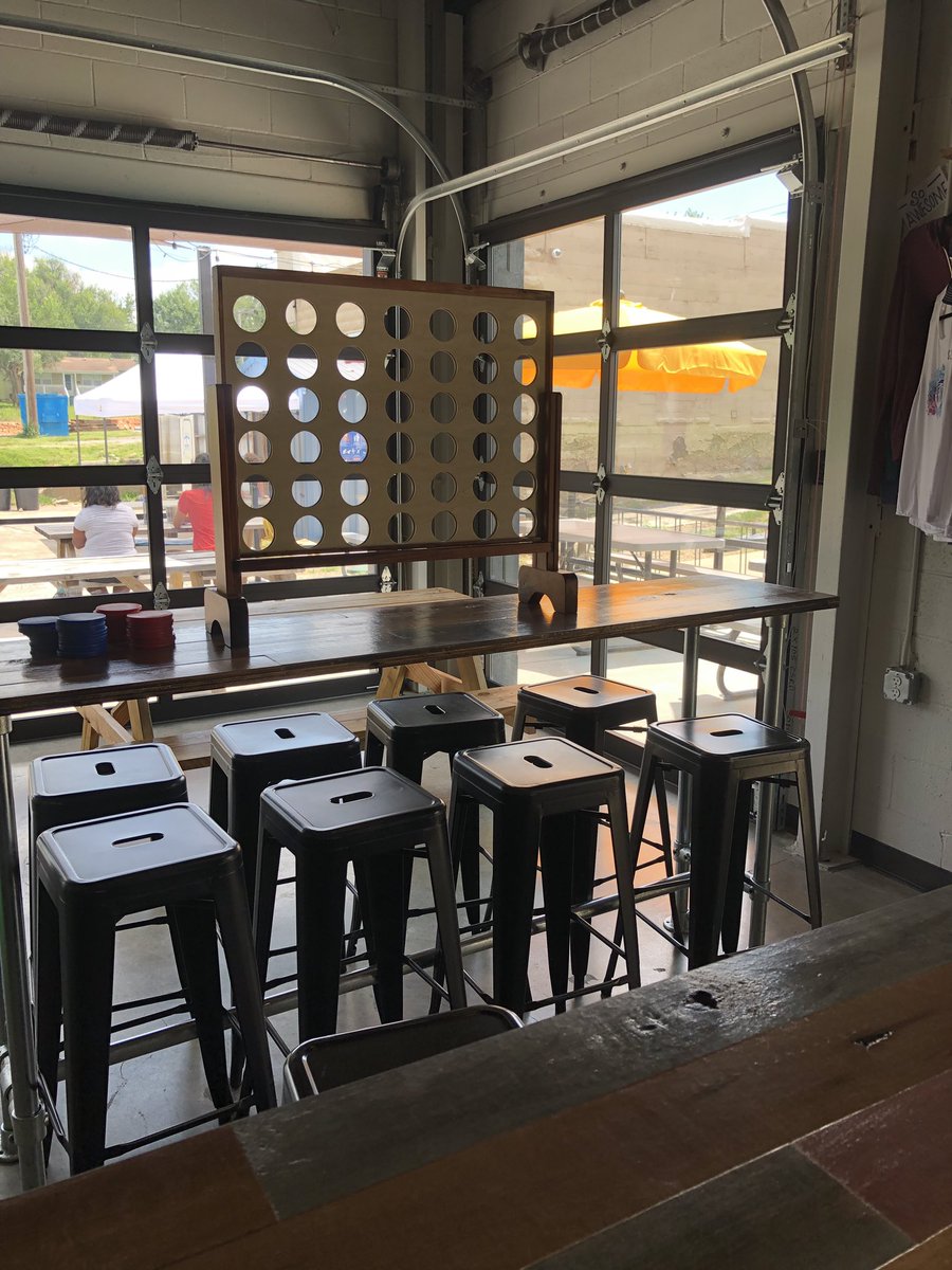 SGF_Localliving's tweet photo. Tie &amp; Timber Brew Co. brews premium, fresh, craft beer! 🍻 Come enjoy beverages in their tasting room or their pet-friendly patio! 🐾 Located at Cherry &amp; Pickwick! #DrurySMS #tieandtimberbrewco #LoveSpringfield #craftbeer #springfieldmo #sgflocalliving https://t.co/vub4j9Lb7J