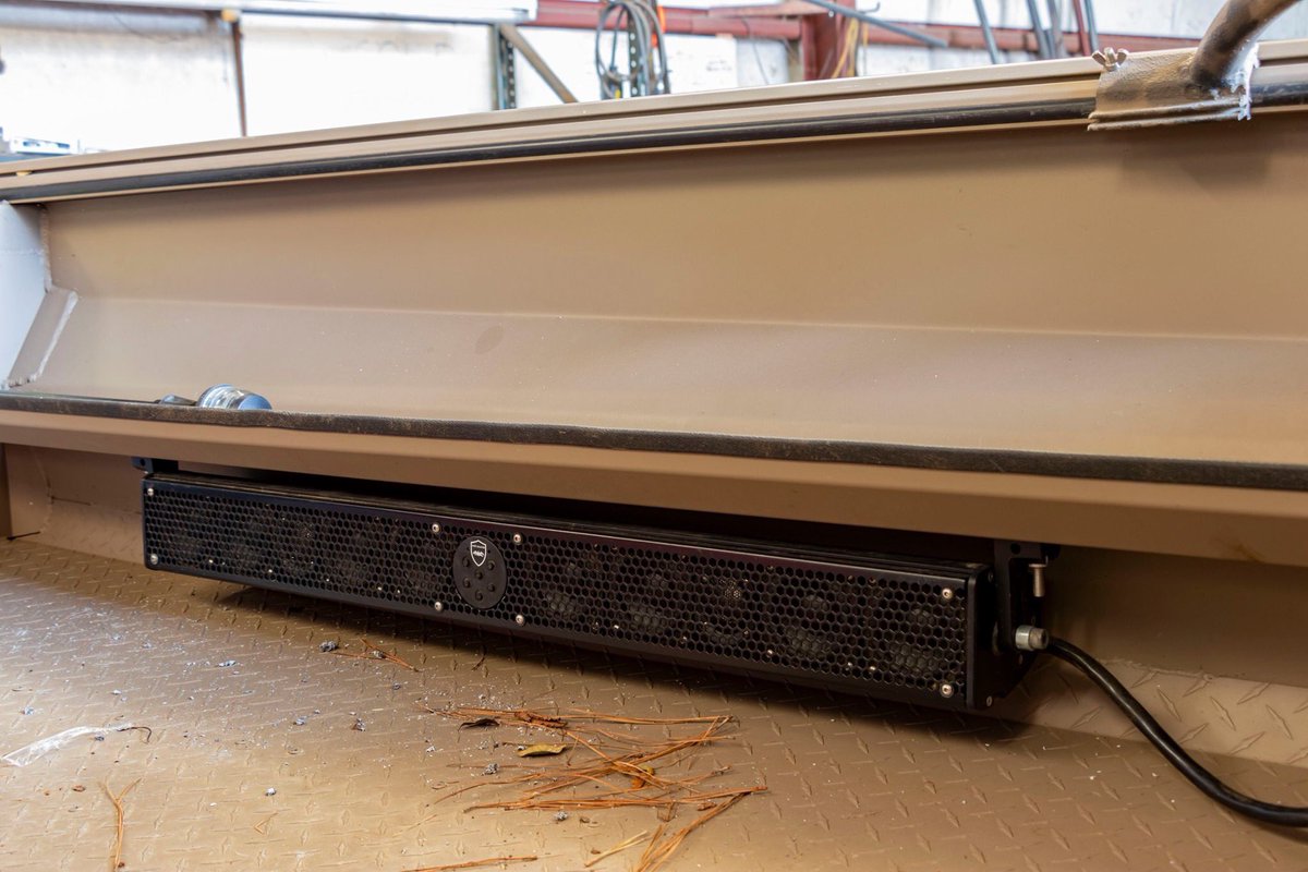 wet sounds sound bar on boat