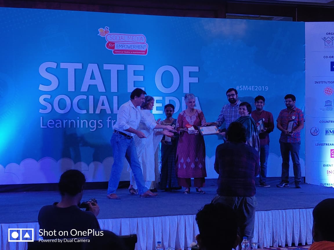 Congratulations to @unicefindia on receiving Special Mention at the #SM4E2019 awards under the category Citizen Media and Journalism for their initiative 'The Smart Betiyan' which empowers young girls to fight against #childmarriage