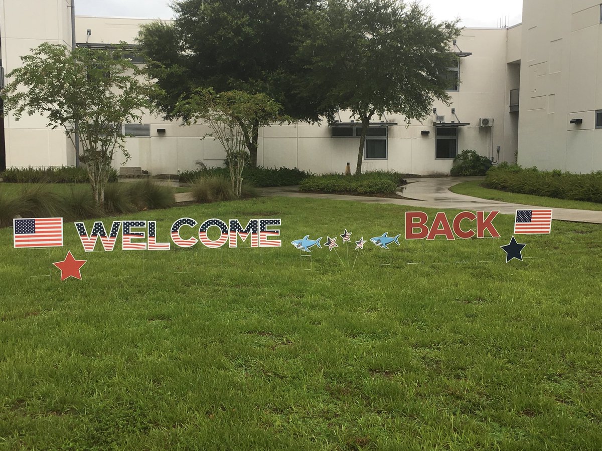 Welcome back Sgt. Smith Teachers! ⁦<a href="/HCPSArea2/">HCPS Area 2</a>⁩ ⁦<a href="/Rob4Principals/">Rob Nelson, M. Ed., CPC</a>⁩ ⁦<a href="/hcpsMS/">HCPS Middle Schools</a>⁩