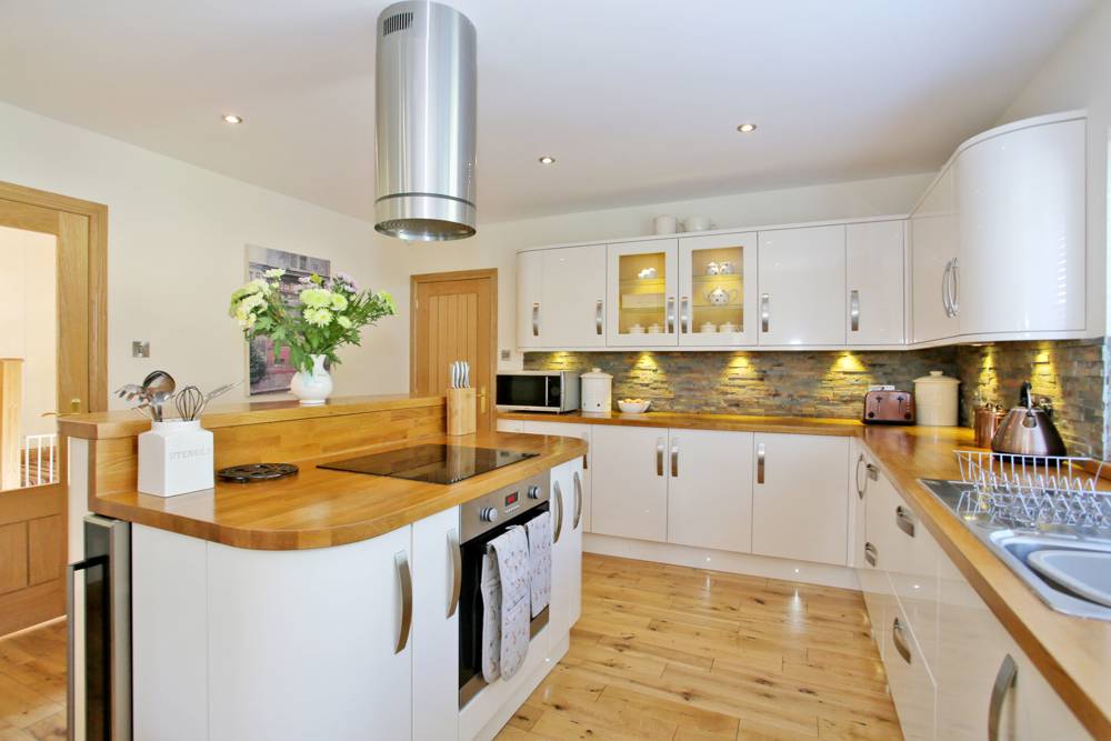 ASPC_UK's tweet photo. In a particularly idyllic setting, with Pitfour Lake and Aden Country Park just steps away, this week’s #MostViewedProperty offers spacious family accommodation, immaculate décor and half an acre of landscaped garden grounds: https://t.co/w8iMIRVu3G https://t.co/UiUpN1t5c1