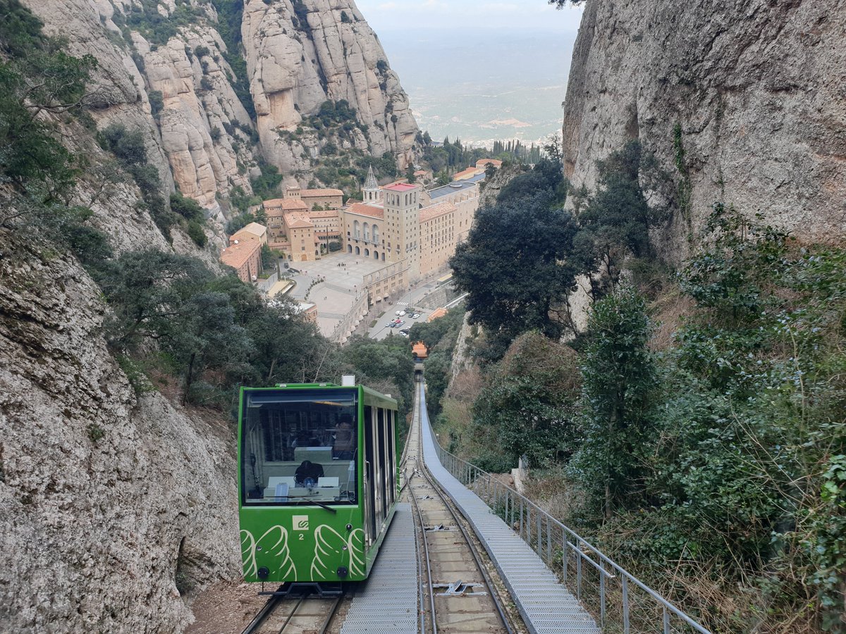 DigitouristEU's tweet photo. At the monastery you can continue up to the top of the mountain with the funicular de la Santa Covaunicular. You can walk beautifully there.🤩

location: https://t.co/yR4vGaejO2

#hiking #nature #mountains https://t.co/aJCDj75niR
