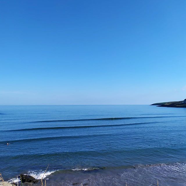 InchydoneySurfSchool tweet media