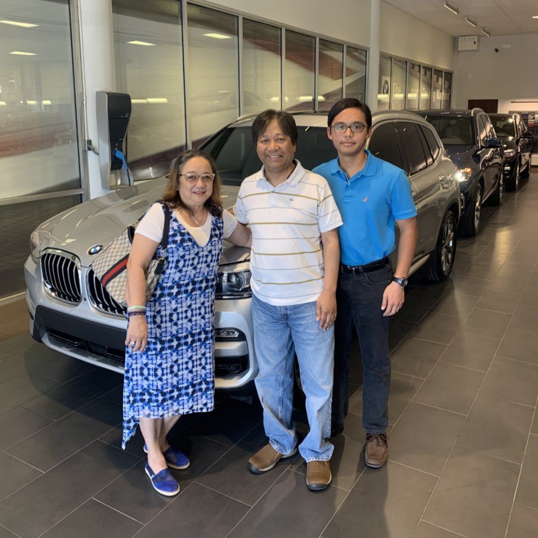 Congratulations to Eve and Ernie Cadorna on their new 2019 BMW X3! Thank you for trusting Autobahn BMW Fort Worth with your purchase. #AutobahnBMW #AutobahnBMW #BMW #X3 #BMWX3 #UltimateDrivingMachine