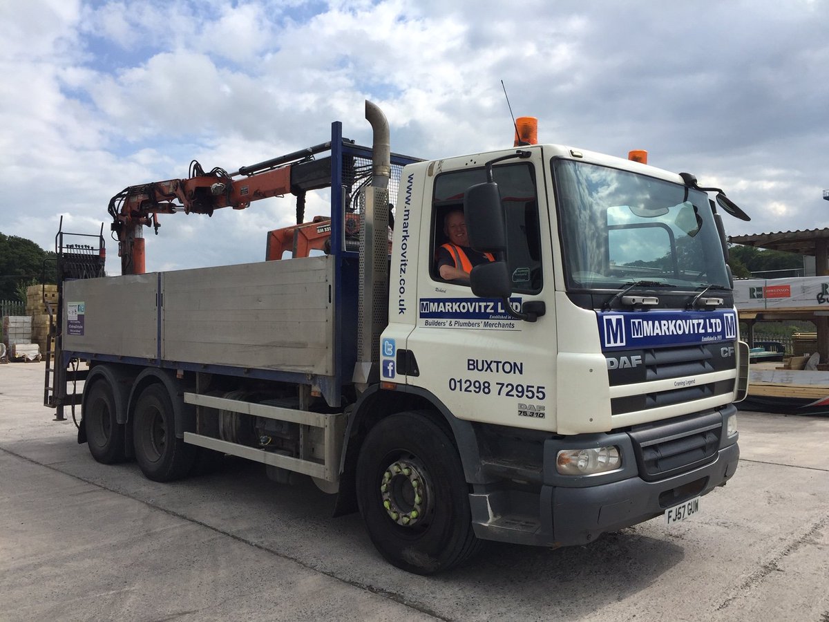 After 24 hours on standby we have received the call and we are rolling out with essential emergency supplies.

Our thoughts go out to everyone in #WhaleyBridge and the wider community affected by the Toddbrook reservoir emergency