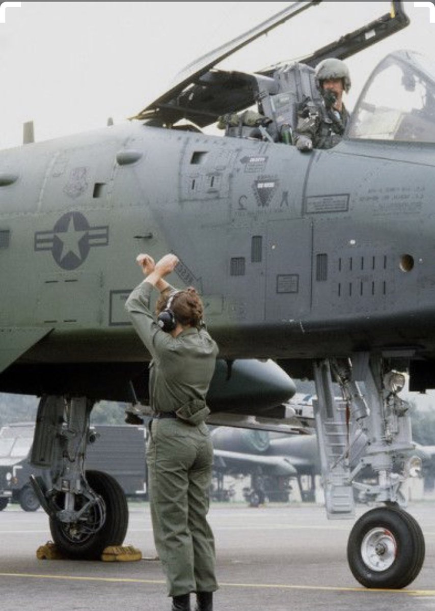 snowblindguy's tweet image. #A10THUNDERBOLT #KAG #VeteransBeforeDemocrats