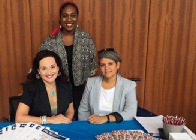MassLawReform's tweet photo. MLRI ED Georgia Katsoulomitis with Tonysha Taylor of @civillegalaid and Sonia Marquez of @BostonLegalAid at the National Black Law Students Association Northeast Region job fair at New York Law School, recruiting talented lawyers to carry on poverty law advocacy! #NEBLSA https://t.co/OSpFLl5b4B