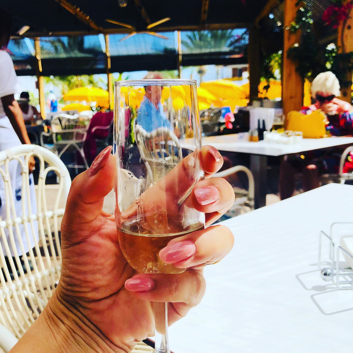 Nailspachester's tweet image. Share with us your holiday #nailfies ladies... Tag us in @nailspachester to be entered into a draw to win your next nail appointment on us... Winner Announced 1st September and you can keep on entering! #nailselfies #nailspanails #holidaynails #goodluck #sendthemin @lovehoole