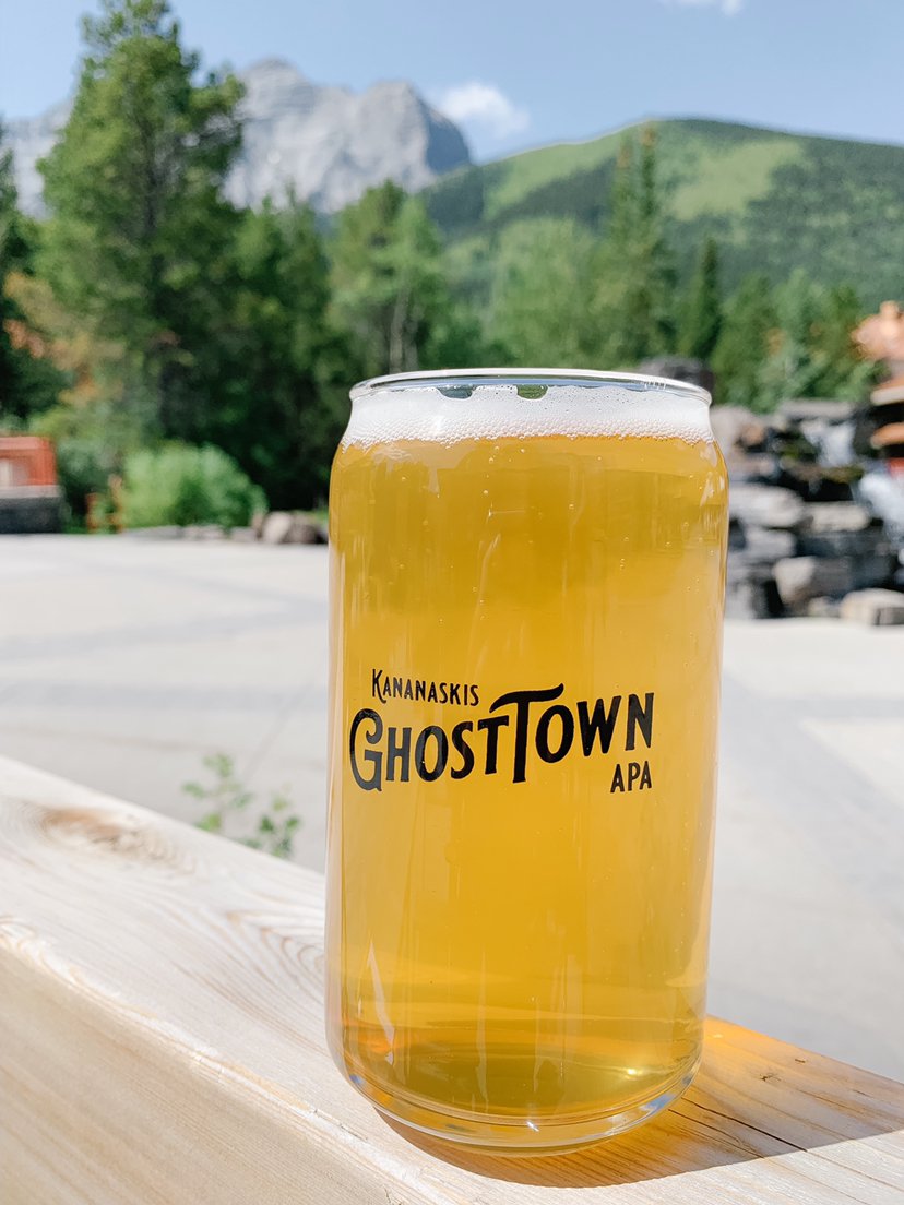 Happy #InternationalBeerDay! 

Join us by celebrating with an exclusive GhostTown APA on the Blacktail Patio 🍻

#patioseason #cheers #longweekend