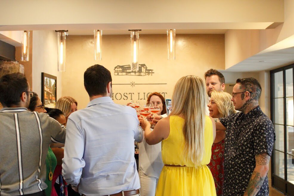 StellaNewHope's tweet photo. It was a true #Stellabration yesterday at #GhostLightInn’s opening day 🍾 Stella greeted each and every guest who came through the door. Shout out to @VisitBucksPA for the awesome photos! #Hotel #OpeningDay https://t.co/dPLLWpFWp2