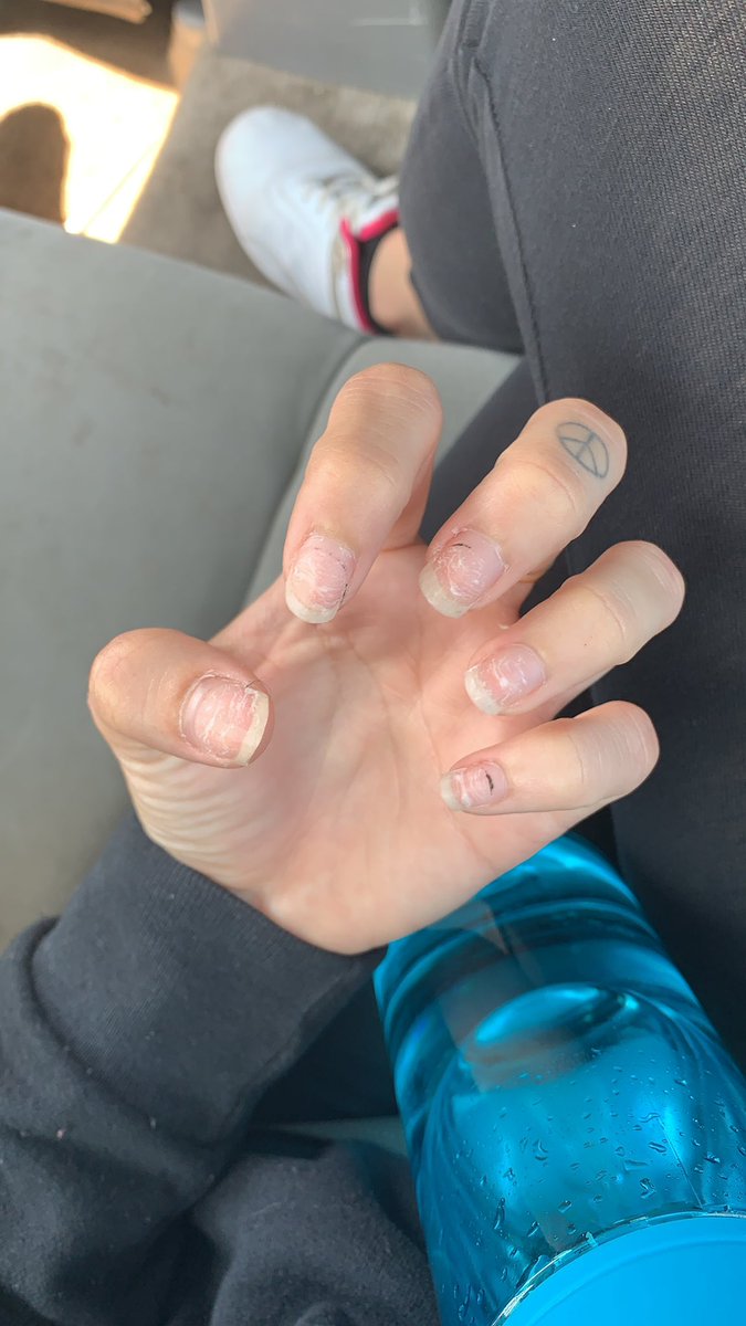 Vonn_Deity's tweet photo. 120$ to get my nails done today, who’s gonna be the lucky pig to spend his check on me? 😍😘 @find0m #findom #paypig #paypigs #sugarbaby #cashslave #dom #lookingforsub #paypal #feetfetish #feetfindom #feetlicking
#brat #RT_pig #Rtfordoms #Rtfucker #feet #toes #shoes #footfetish https://t.co/aobOWsGGZE