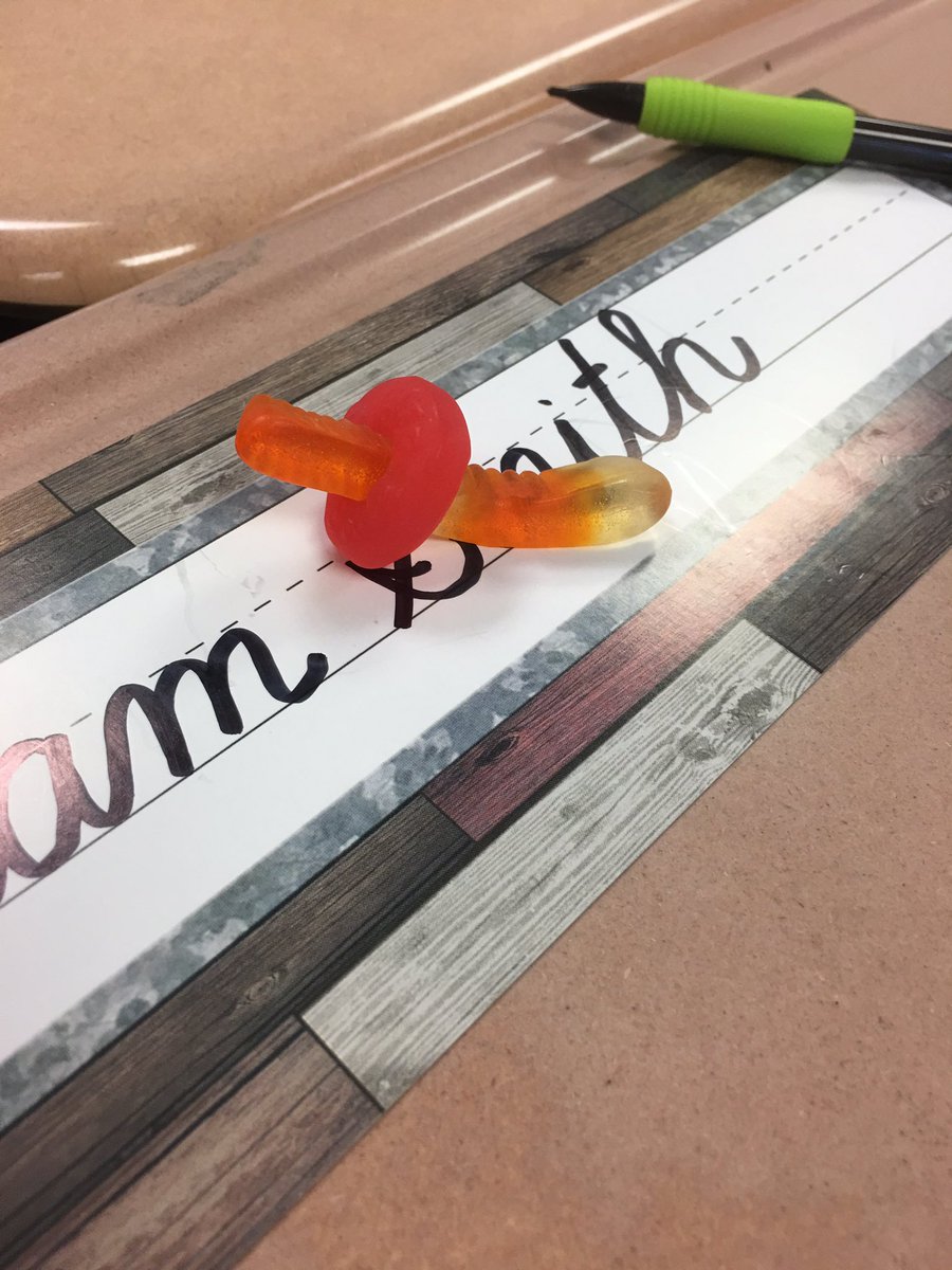 RondaRonnie4's tweet image. Mrs. Robinson’s class is trying to save Fred. #TeachCENT