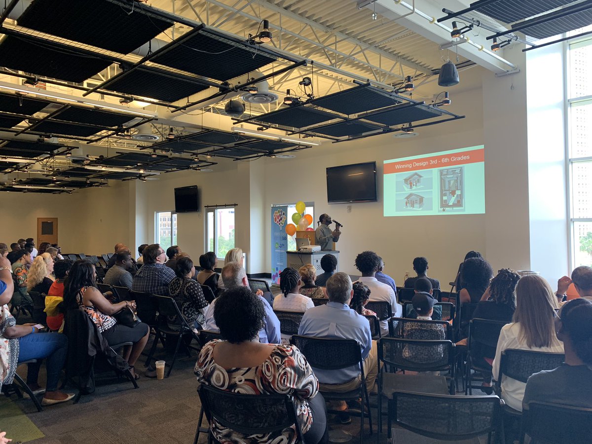 TampaBaySTEM's tweet photo. We are thrilled to support the #stemexposure finalist presentations to redesign structures in East @CityofTampa 💻📐💻📏💻🏠 Thanks @JaneCastor @GlazerMuseum @T_Shamburger for supporting our kids on this important journey. @HillsboroughSch @Hillsedufnd @HcpsTeach @STEMecosystems https://t.co/fJ7D989bjA