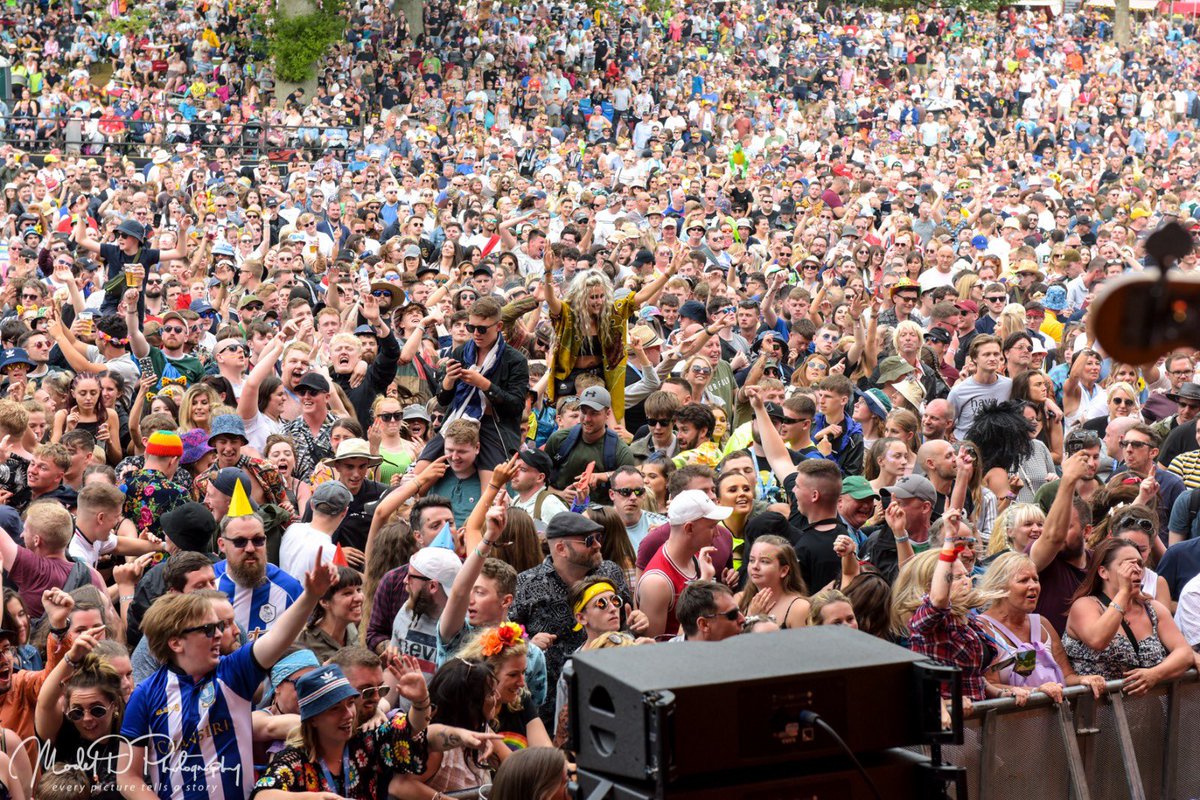 Hope to see you all <a href="/Coombeweekender/">Coombe Weekender</a> tomorrow 

Main stage 5.20 . Let’s bounce
