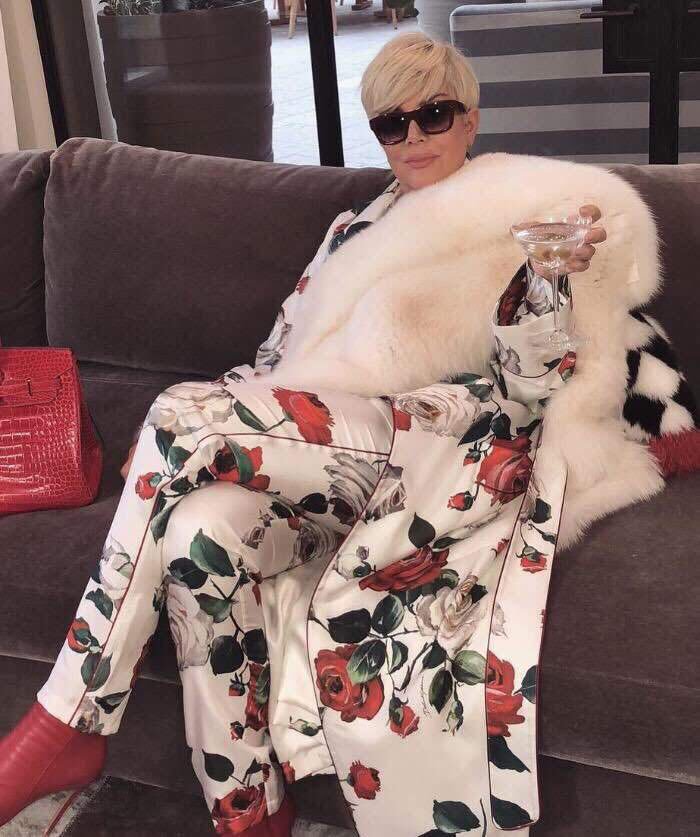 explicitneeds's tweet image. i am joe