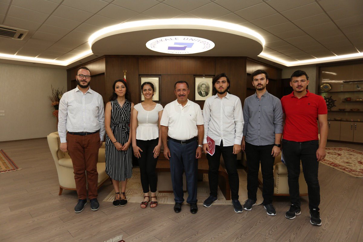 Teknofest 2019’da Yüksek İrtifa Roket Kategorisi,Sağlık Kategorisi ve Alçak İrtifa Roket Kategorisinde finale kalan #PAÜ öğrencilerinden oluşan Hazar, Safinaz Yollarda,Yukotek ve Cacabey takımlarının temsilcileri Rektörümüz Prof.Dr.@huseyinbag’ı makamında ziyaret etti.