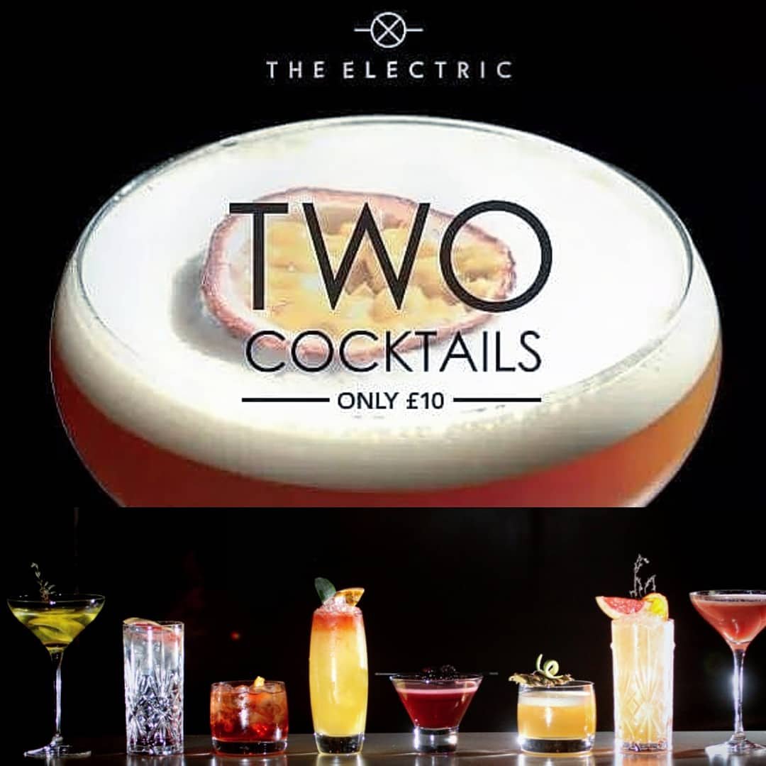 Get that #FridayFeeling with your #cocktailclub fix 🍹🍹